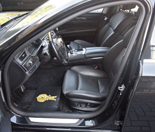 BMW ActiveHybrid 7 - 7