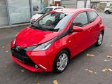 Toyota Aygo AYGO x-play Edition-S~1.HAND~AUTOMATIK~RFK - Toyota: Automatik, Aygo