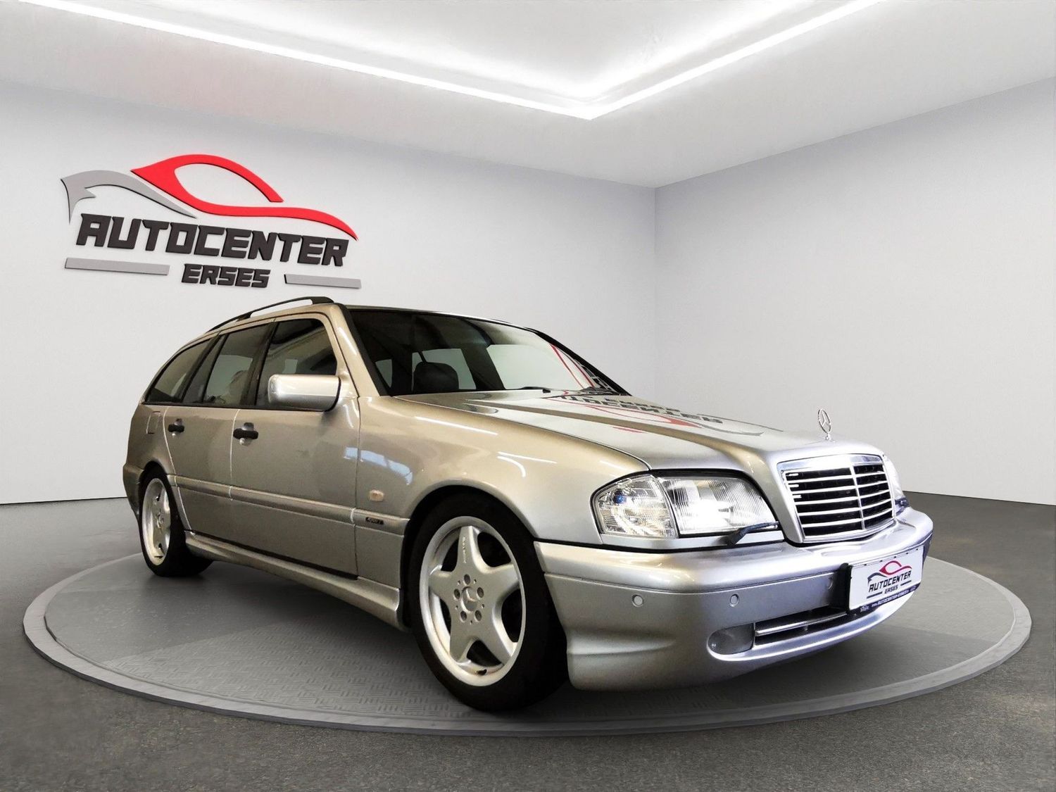 MERCEDES-BENZ C 43 AMG Navi PDC SHZ Xenon Schiebedach 5-G-Tron