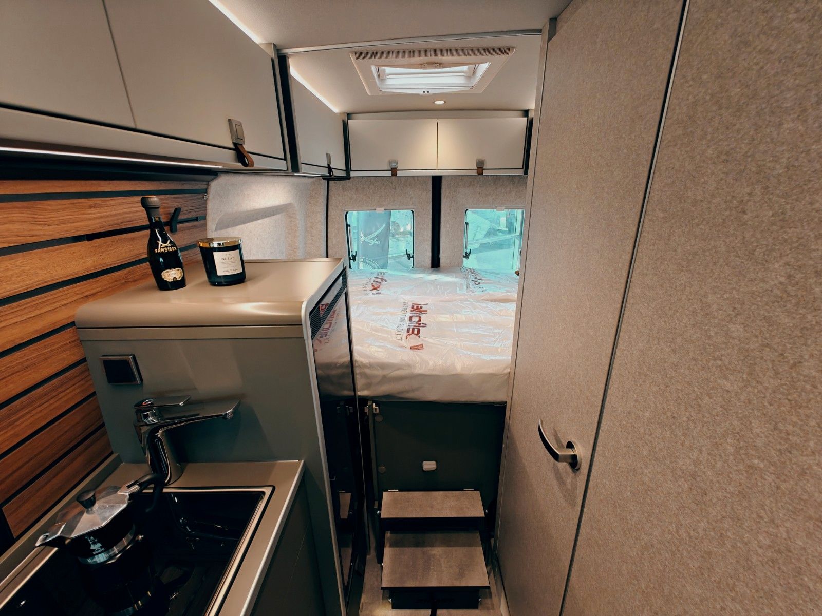 Fahrzeugabbildung HYMER / ERIBA / HYMERCAR GRAND CANYON S 4x4 MB 600 by palmo