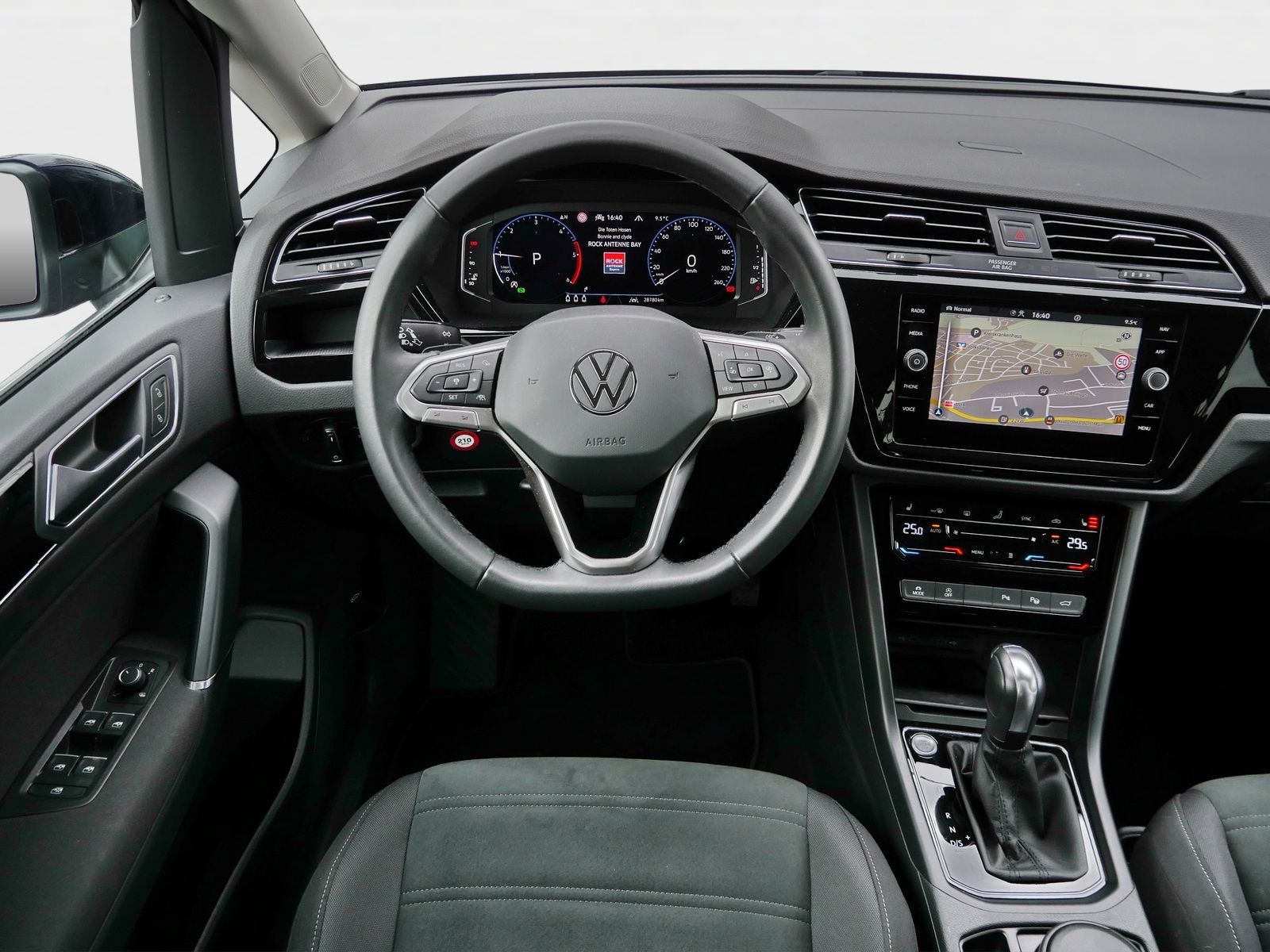 Volkswagen Touran - Bild 10