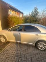 Toyota Avensis Sol 2,2-l-D-CAT Sol - Toyota Avensis Sol mit Diesel-Antrieb