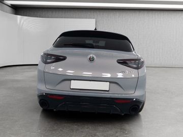 Alfa-Romeo Stelvio - 7