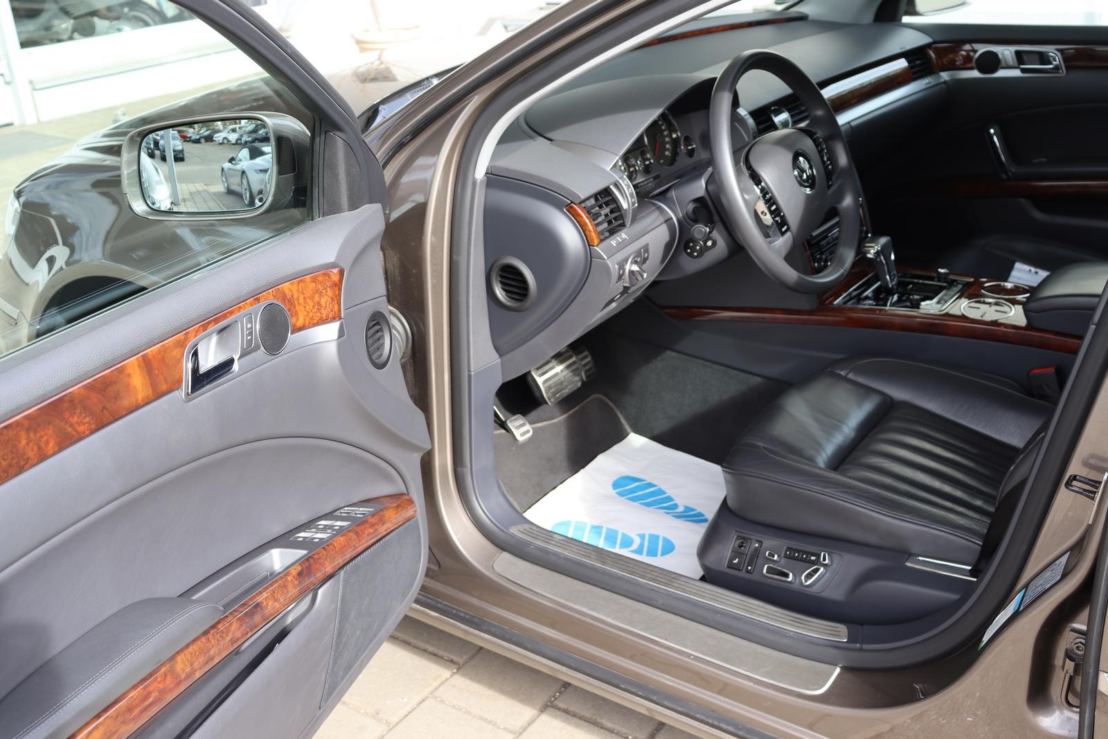 Volkswagen Phaeton 3.0 V6 TDI/4Motion/Fondsitz/Premium/Holz