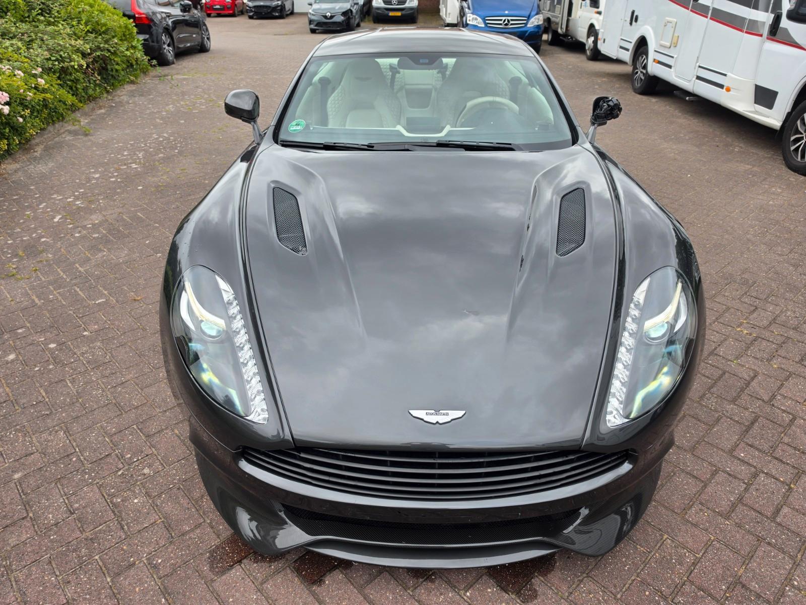 Aston Martin Vanquish * Q BY ASTON MARTIN *