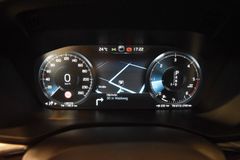 VOLVO XC60 D5 AWD~R Design~Leder~Business~I-safe~21"
