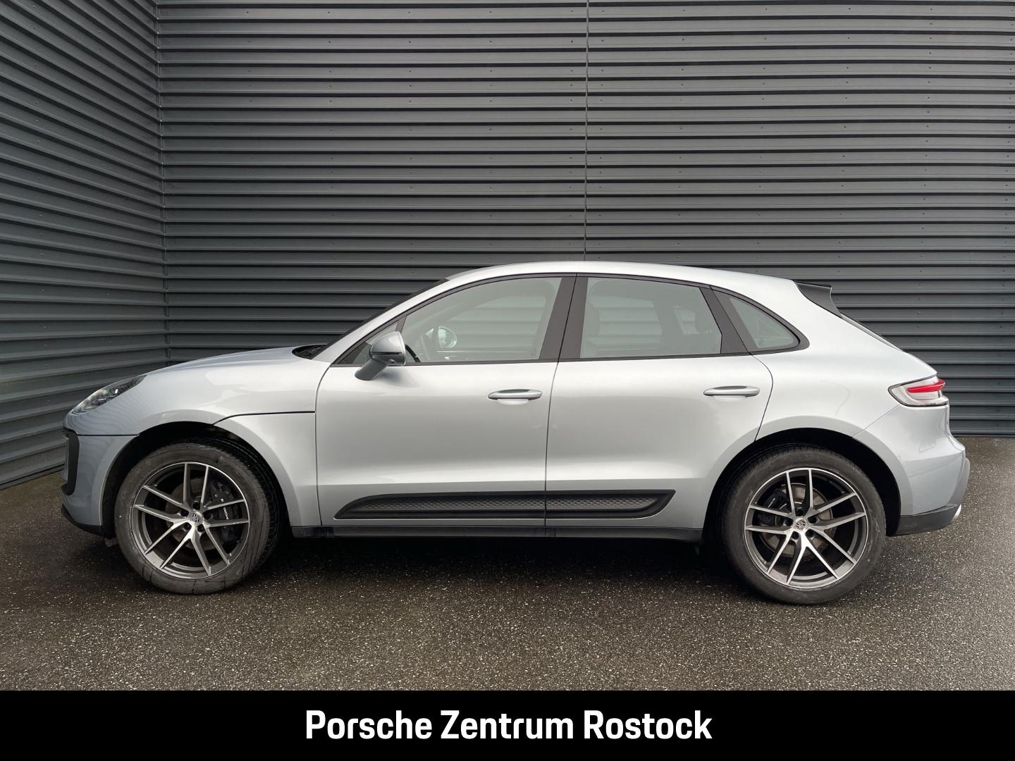 Porsche Macan Standheizung Surround View Luftfederung