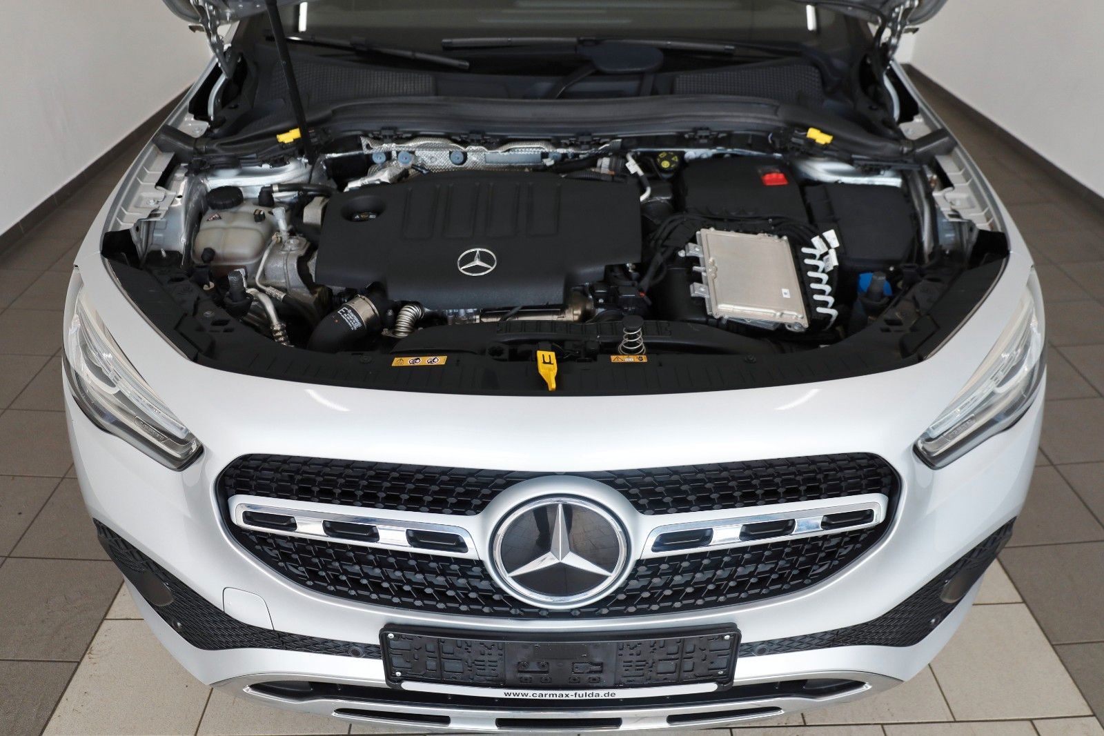 Fahrzeugabbildung Mercedes-Benz GLA 200d Progressive T.Leder,Navi,LED,Park Paket