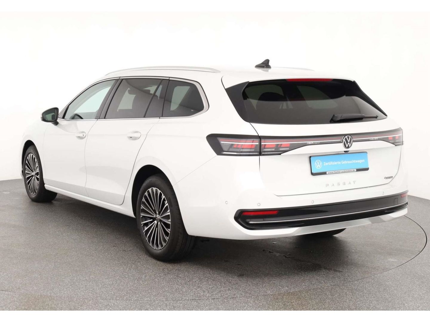 Volkswagen Passat 2.0 TDI 4Mot. Elegance DSG AHK/Std.Hz. foto 5