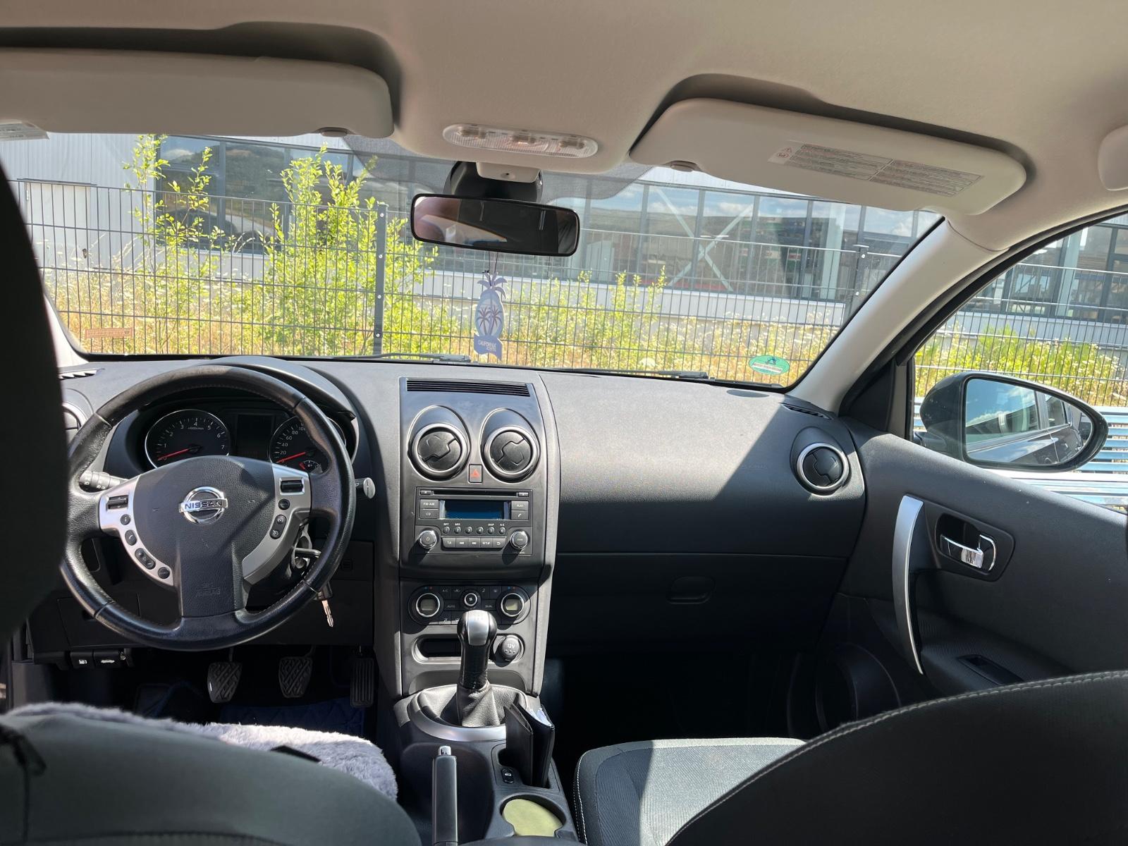 Nissan Qashqai 2011 — photo 9