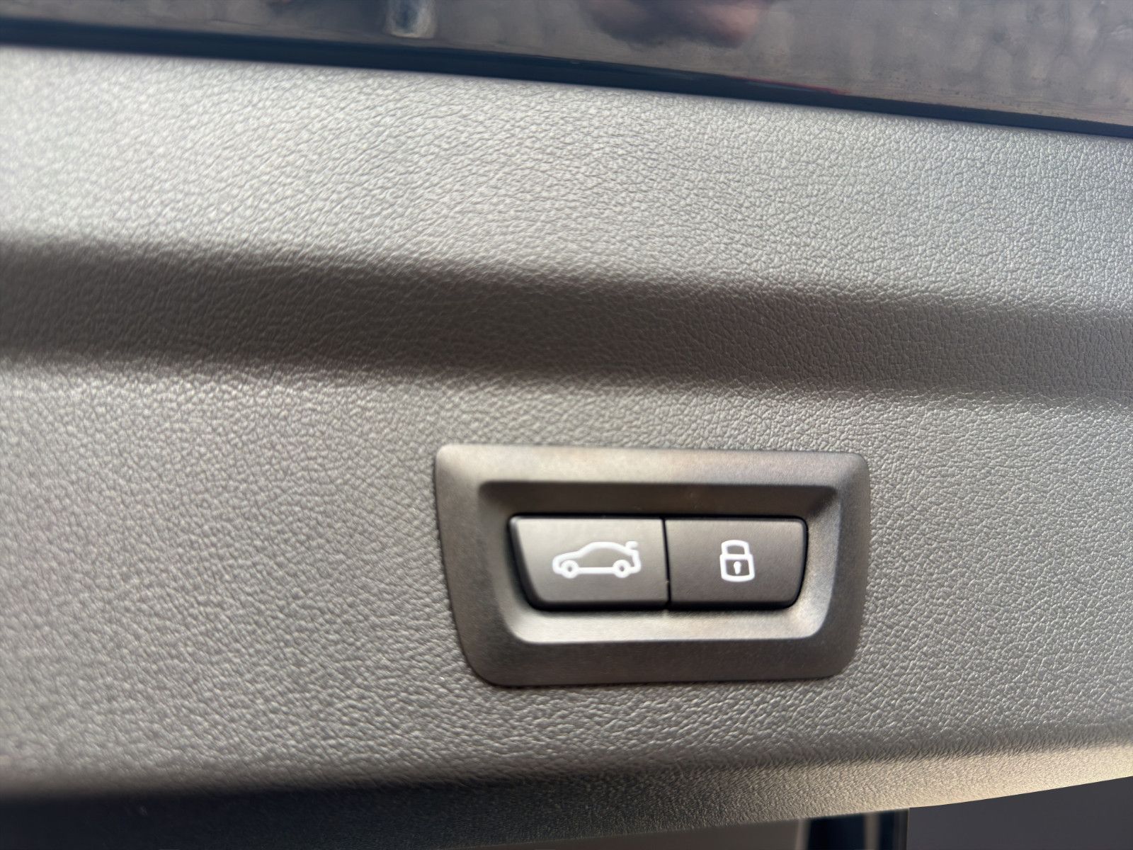 Fahrzeugabbildung BMW X2 sDrive M Sport*Head-up*Harman*360°Cam*DAB*