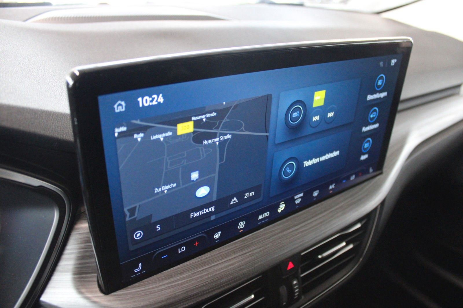 Fahrzeugabbildung Ford Kuga PHEV ACTIVE NAVI Kamera Winter Paket