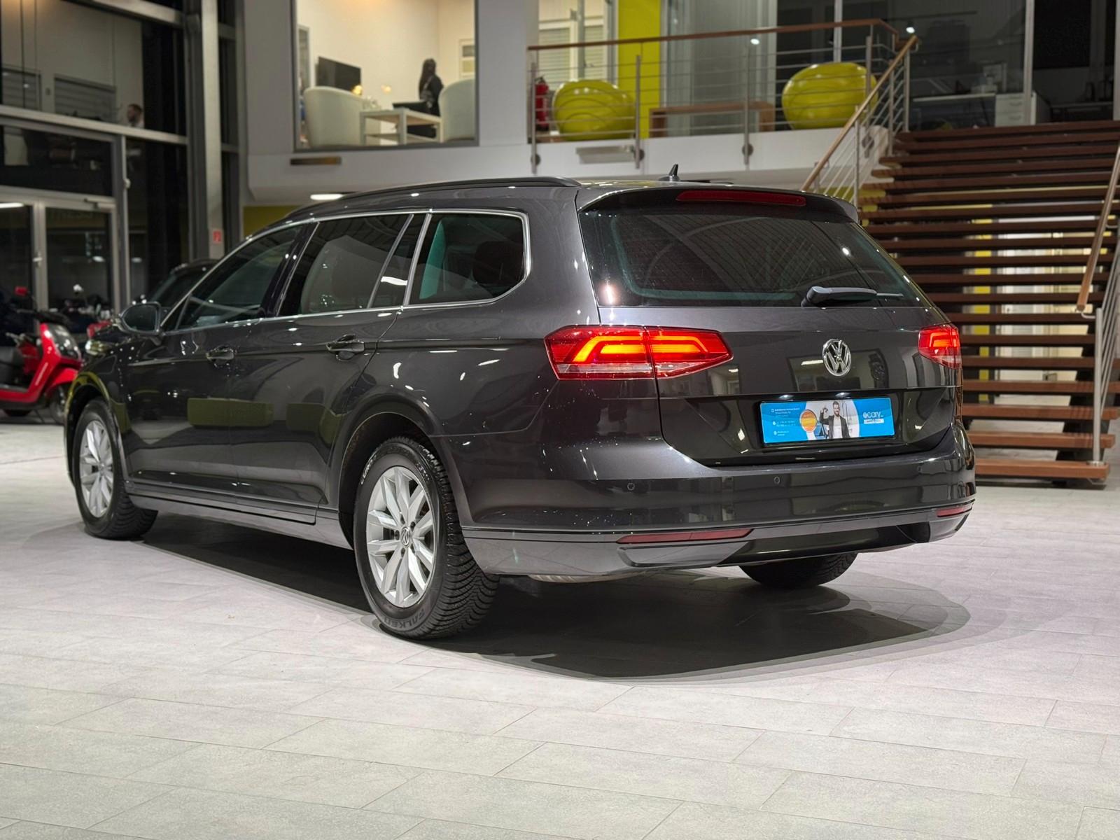 Volkswagen Passat Variant Comfortline*Touchscreen*PDC*