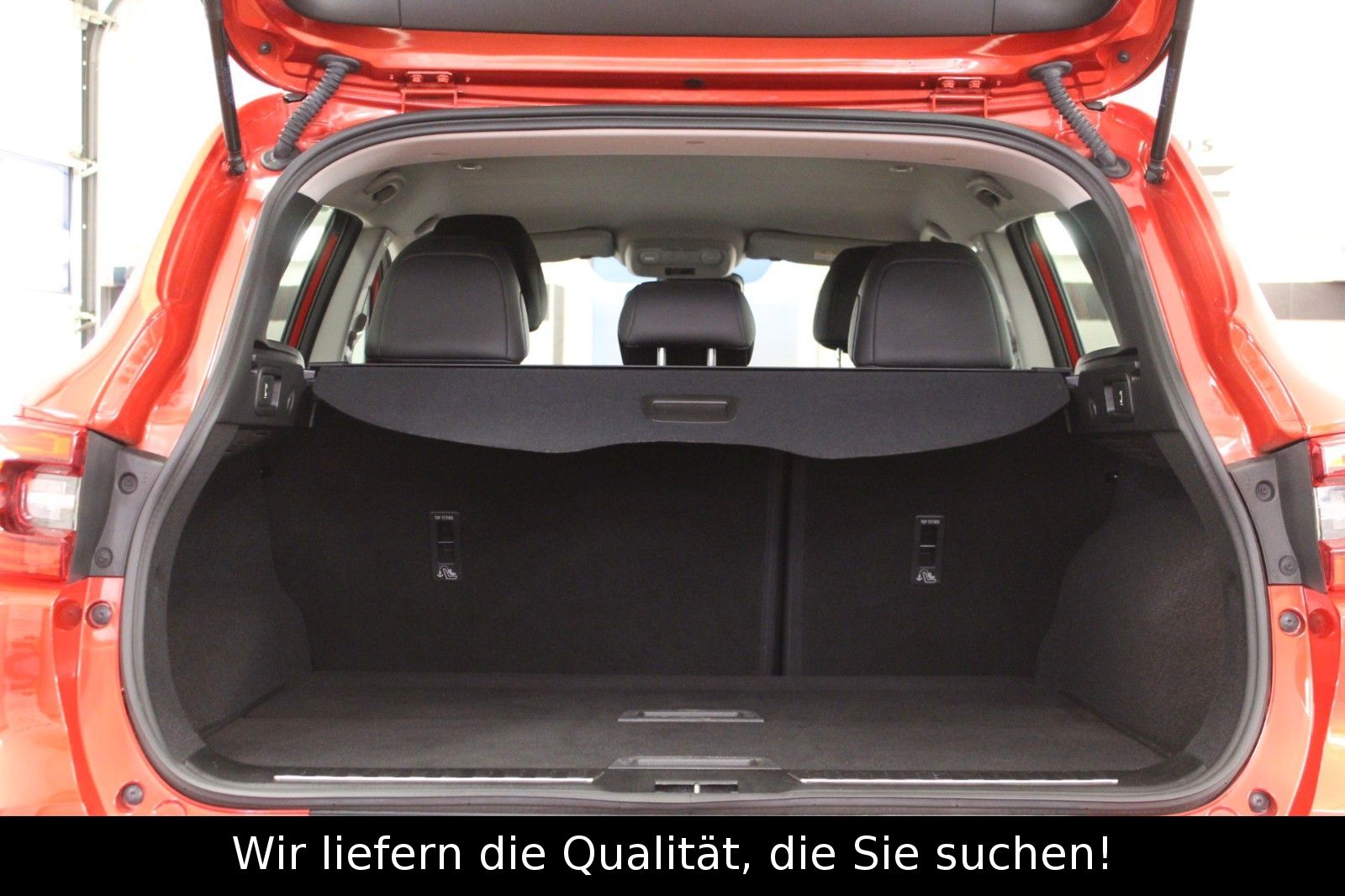 Fahrzeugabbildung Renault Kadjar TCe 140 Limited DeLuxe *R-Link*