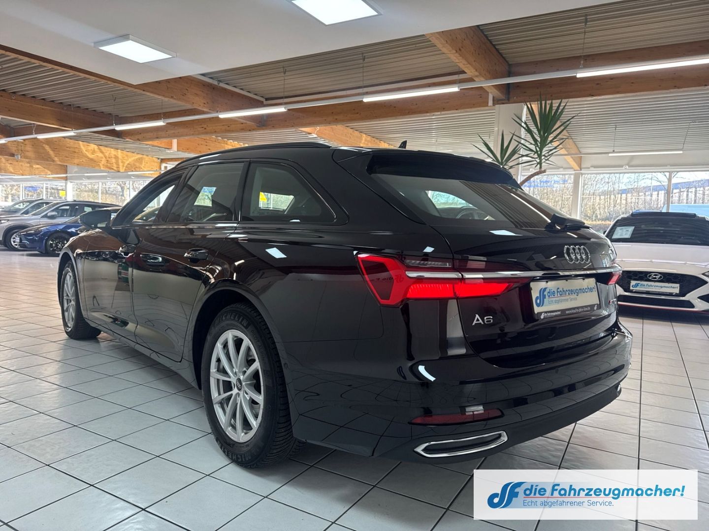 Fahrzeugabbildung Audi A6 Avant 40 TDI Navi LED ACC El. Heckklappe Mehr