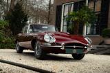 Jaguar E-Type series 1 - rote Jaguar E-Type