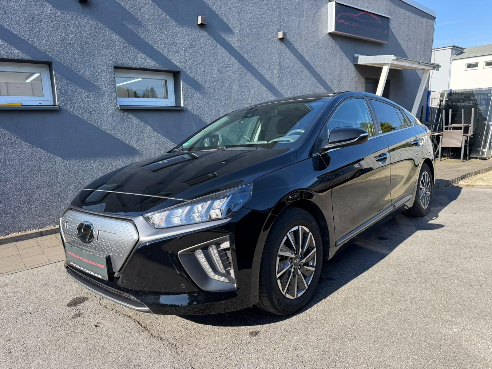 Hyundai IONIQ Prime Elektro Wärmep. LED Leder Carplay