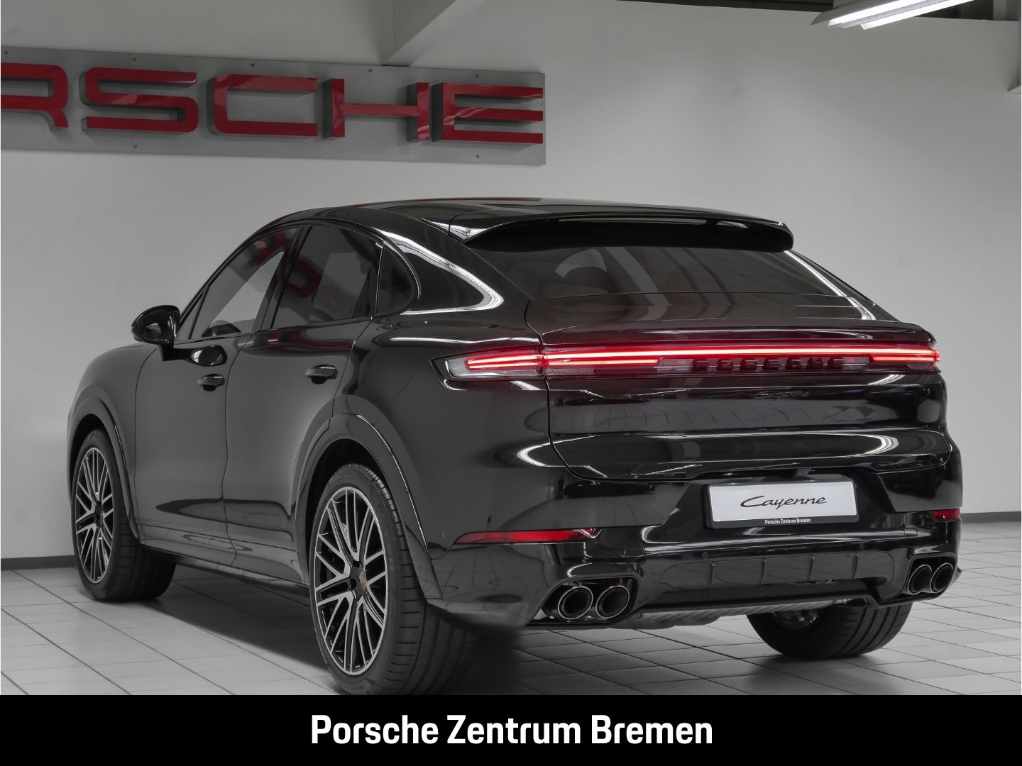 Porsche Cayenne Coupe Black Edition Burmester Headup PDC imagem 3