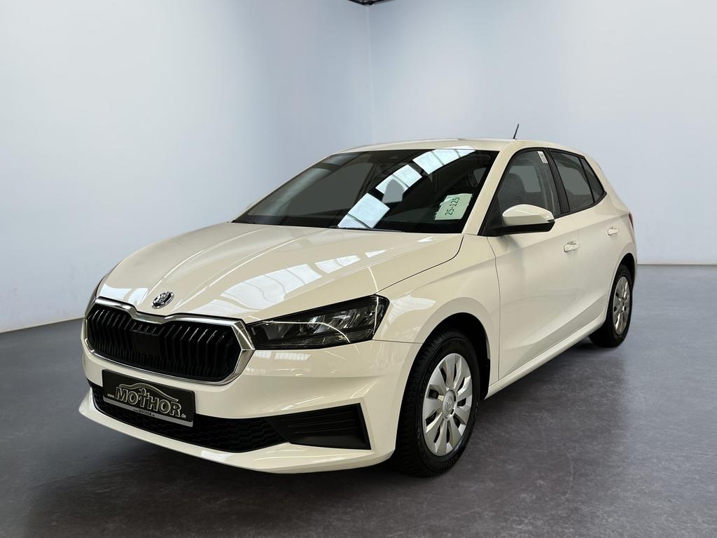 Skoda Fabia 2022 г. Белый, пробег 47540 км