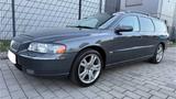 Volvo V70 Kombi 2.0 T AUTOMATIK TÜV,LEDER,NAVI,SCHIEBE - gebrauchte Volvo V70 aus dem Jahr 2006