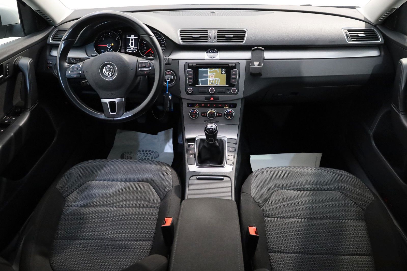 Fahrzeugabbildung Volkswagen Passat Variant Comfortline BlueM.,Navi,SH,AHK+WR