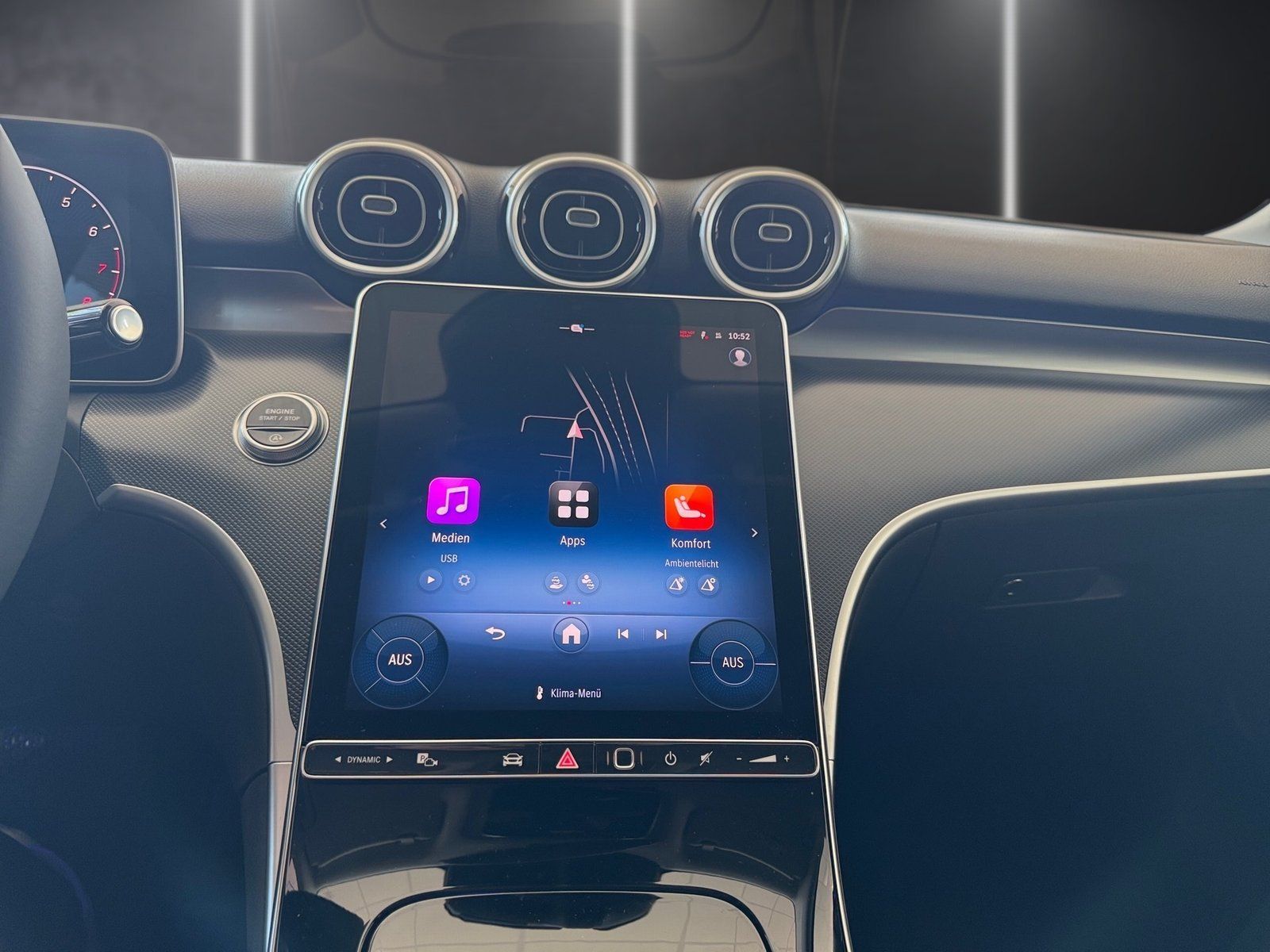 Fahrzeugabbildung Mercedes-Benz C 180 T Avantgarde*Kamera*LED*Easy-Pack*CarPlay*