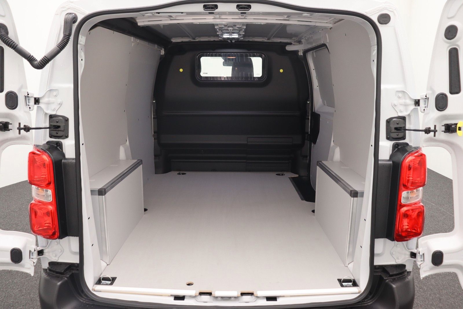 Fahrzeugabbildung Fiat Scudo Serie 3 L2 KaWa 1.5 120 MT6 S&S AHK