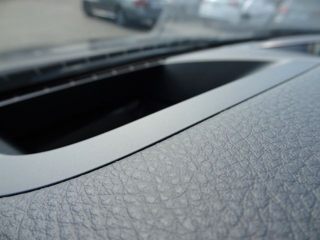 Fahrzeugabbildung BMW 535i xDrive/M-Paket/1.Hd/HUD/GSD/Soft/StH/