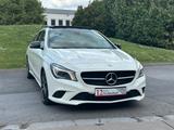 Mercedes-Benz CLA 250 Shooting Brake Urban Kamera Pano Night - Gebrauchtwagen in Freiburg