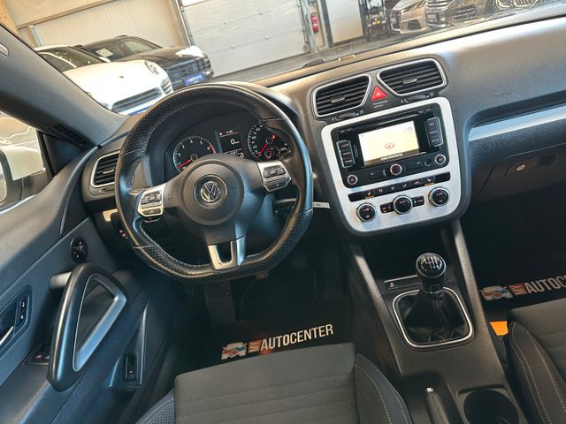 Volkswagen Scirocco 1.4 TSI *BiXenon*Navi*Sitzh*PDC*