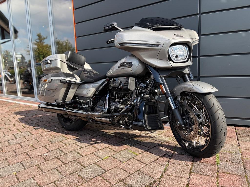 Harley-Davidson FLHXSE CVO STREET GLIDE Jekill & Hyde Fused Ape