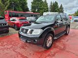 Nissan Pathfinder 2.5 dCi LE Leder/AHK/2.Hand/7.Sitze - Nissan Pathfinder mit Diesel-Antrieb: 2.5