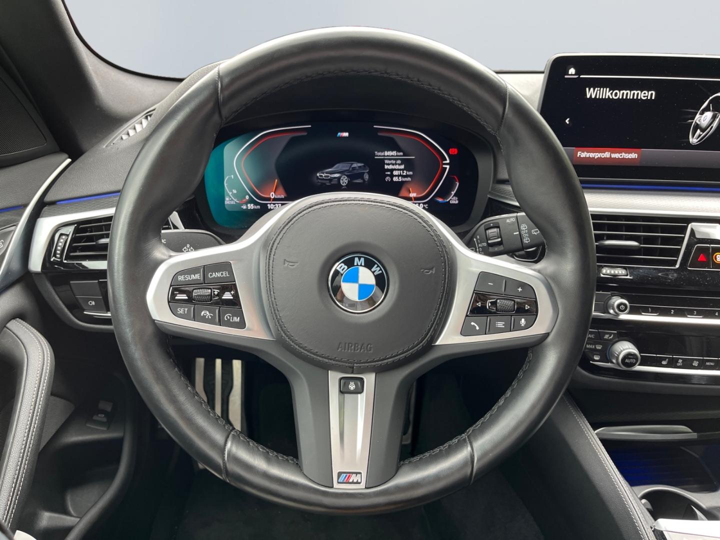 BMW 520 d xDrive Touring M Sport *LED*HiFi*Leder*ACC