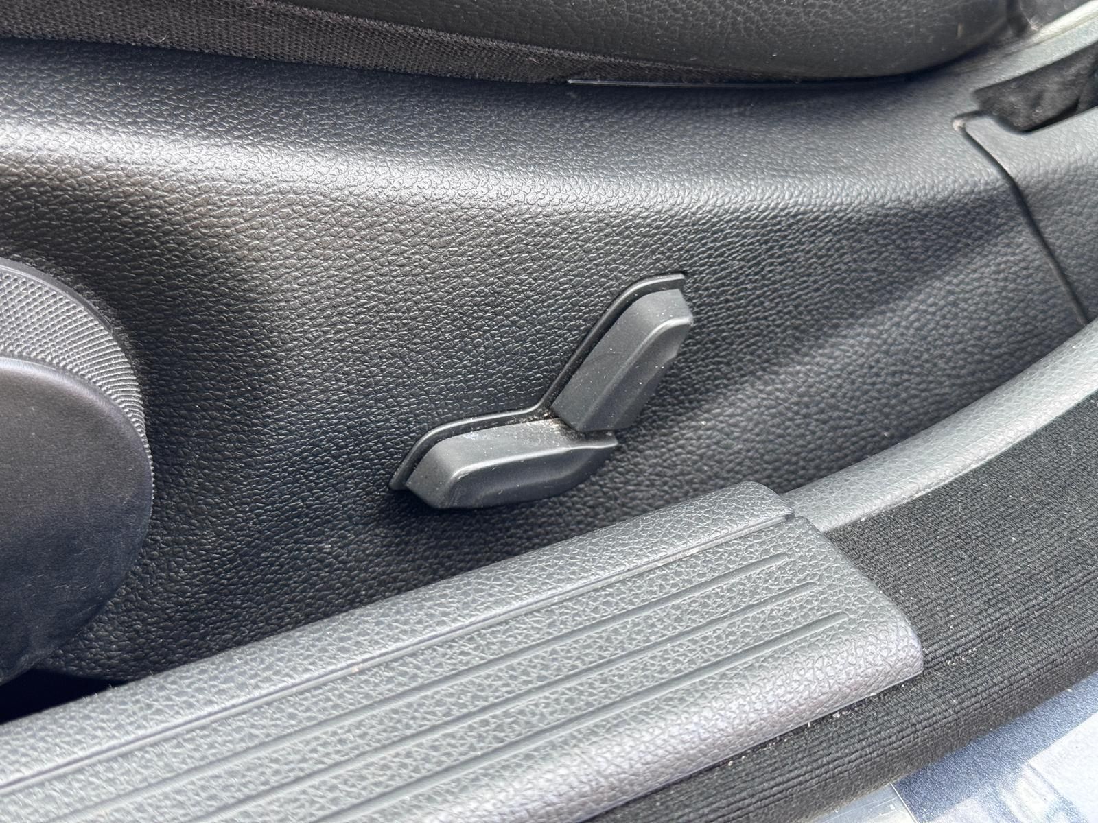 Fahrzeugabbildung Mercedes-Benz C 220 d AUTOMATIK/PANORAMA/PDC/AHK/SITZHZG/