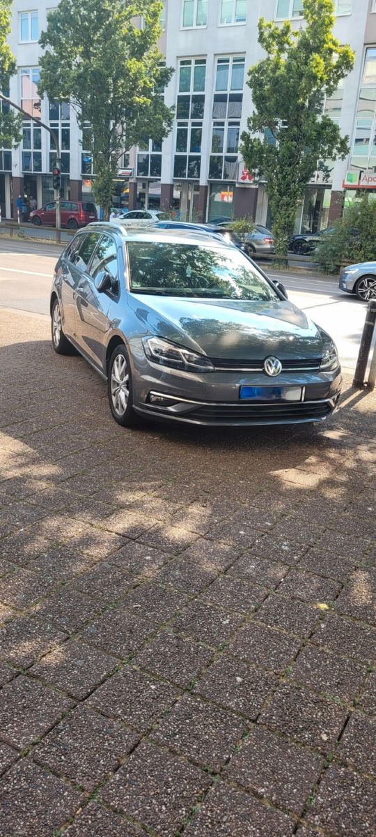 VW Golf