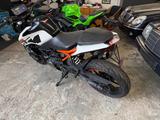 KTM 125 Duke - KTM E-Bikes