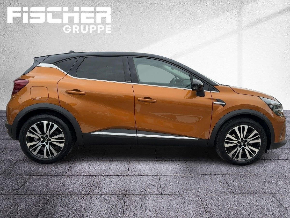 Fahrzeugabbildung Renault Captur INITIALE PARIS E-TECH Plug-in 160
