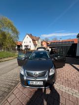 Toyota Avensis Combi 2.0 Multidrive | AHK | 2 x Räder - gebrauchte Toyota Avensis aus dem Jahr 2010