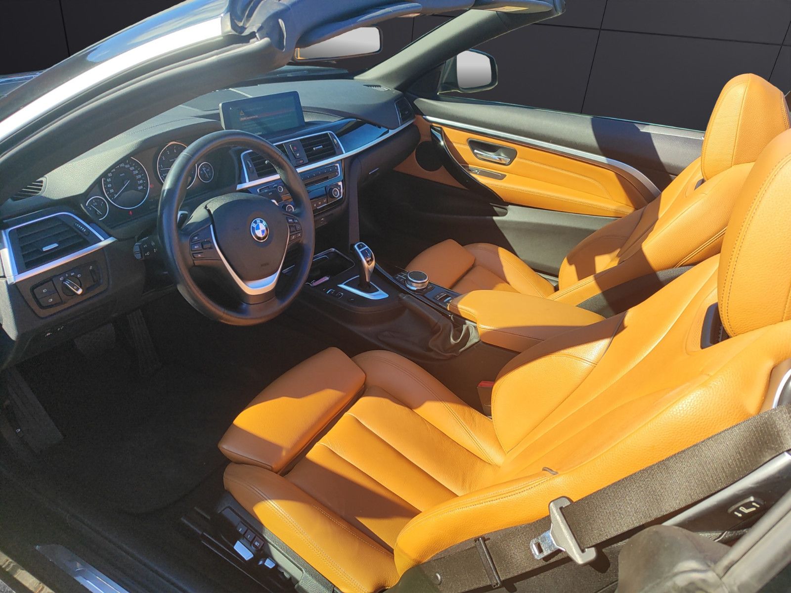 Fahrzeugabbildung BMW 430 i Cabrio Sport Line*Head-up*Hifi*LED*Navi