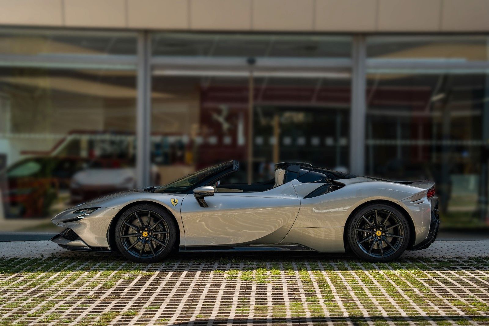 Ferrari SF90 imagem 2
