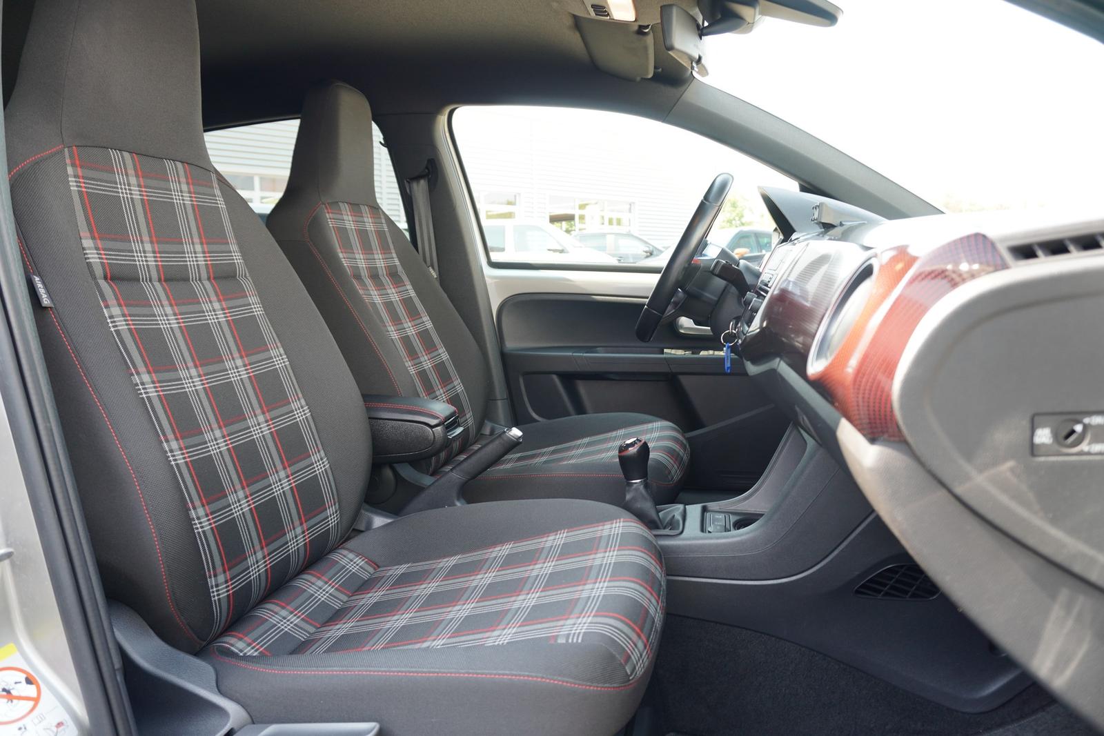 Volkswagen up! 1.0 TSI GTI AAC KAMERA SHZ TEMP 1.HAND