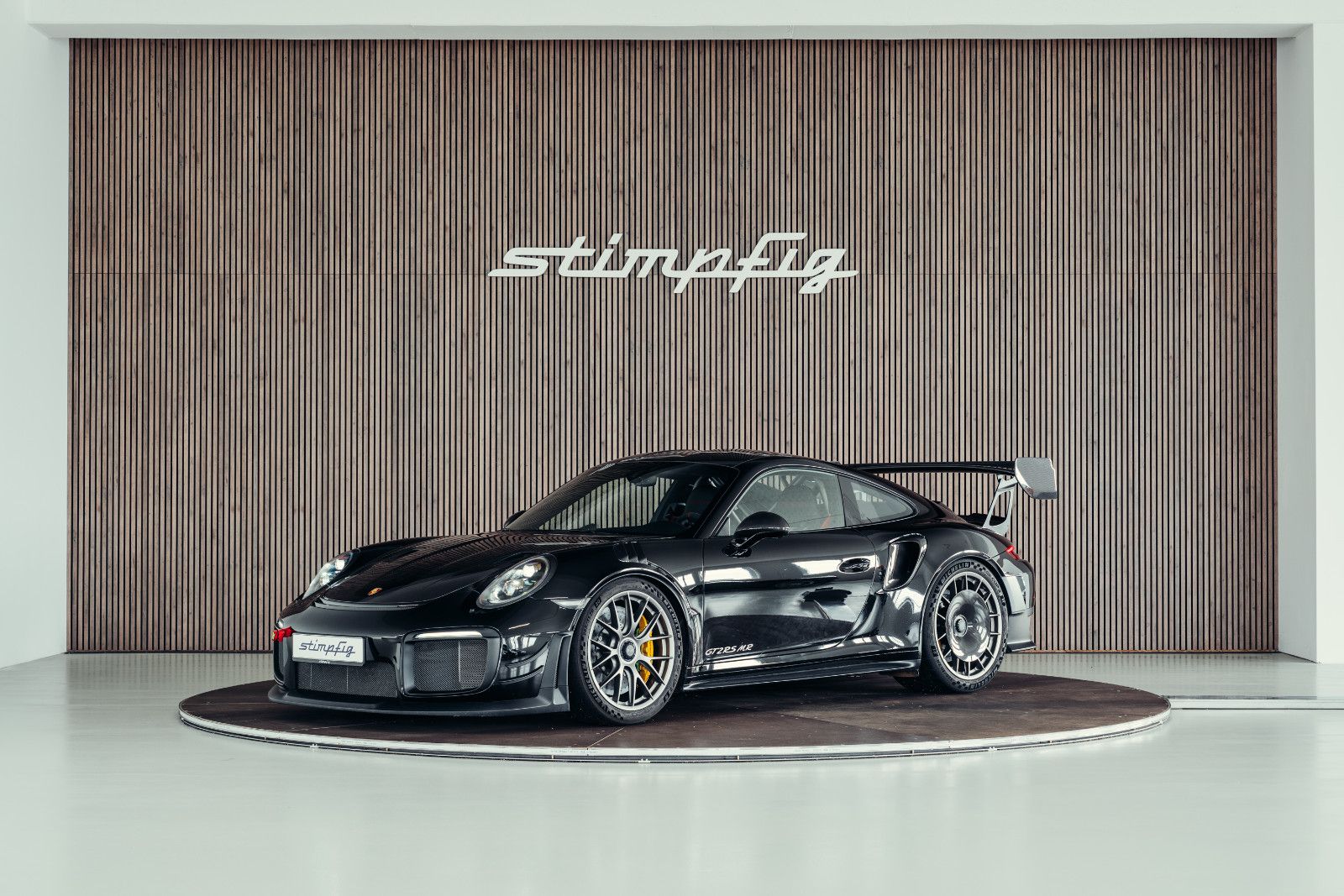 PORSCHE 991 GT2 RS MR, Weissach-Paket, LED