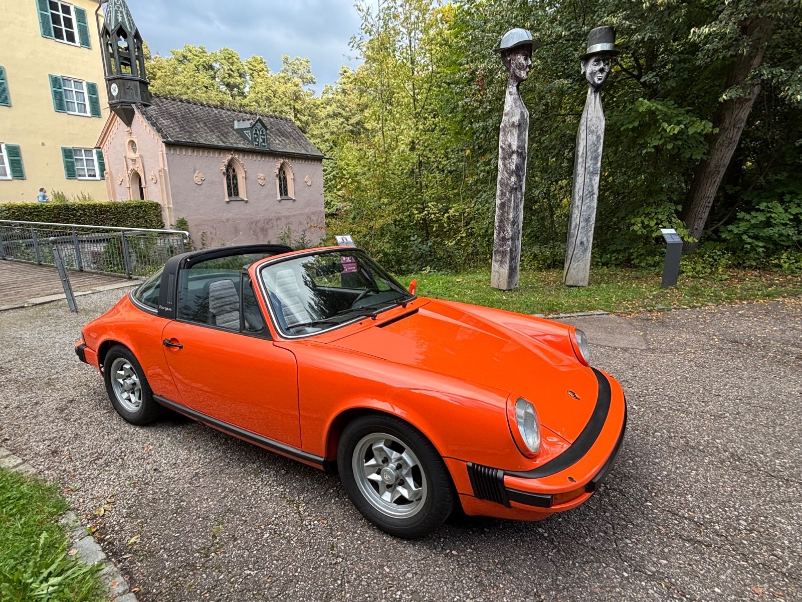 PORSCHE 911 4