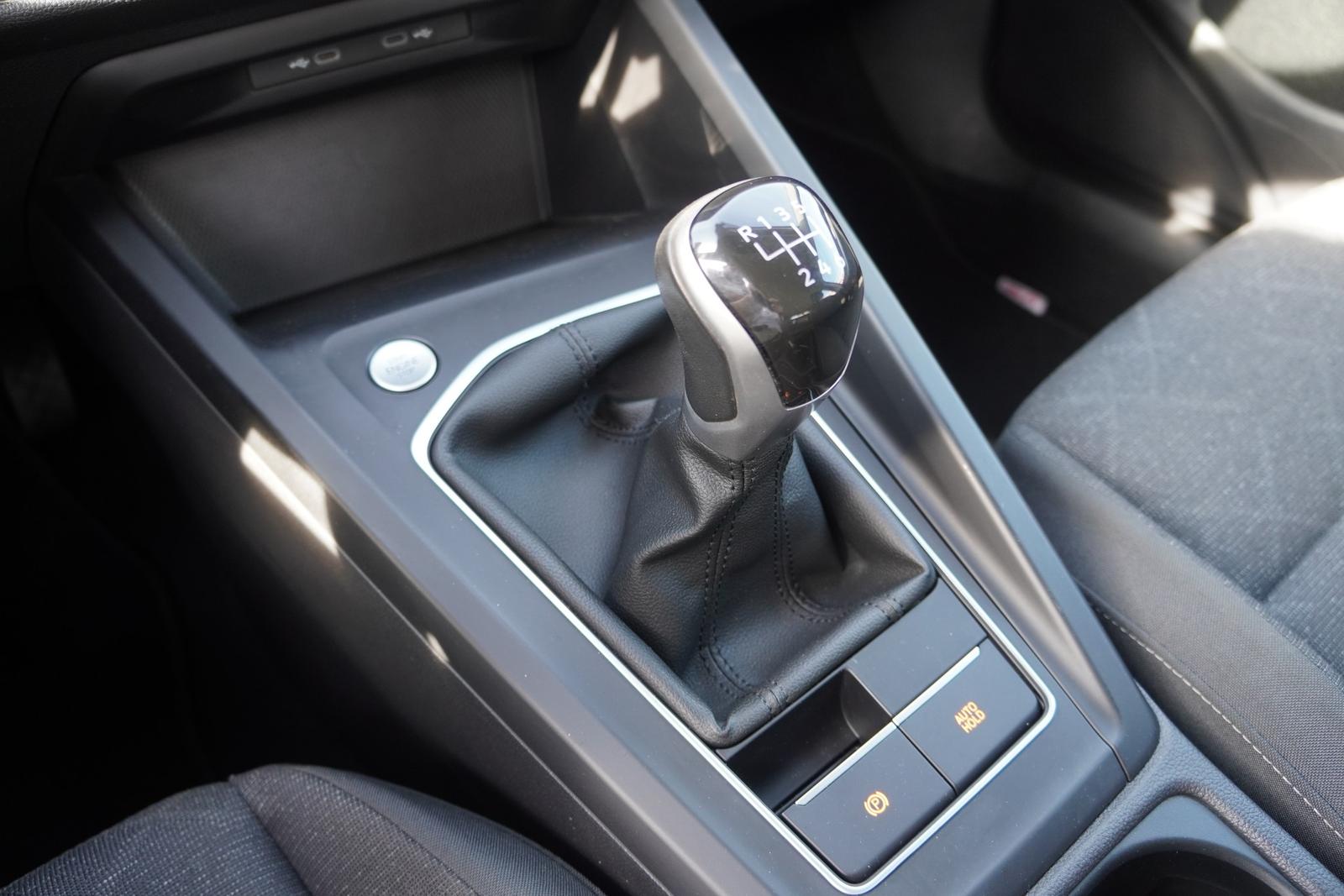 Volkswagen Golf VIII Variant 1.0 Life LED Navi Kamera ACC, миниатюра 21