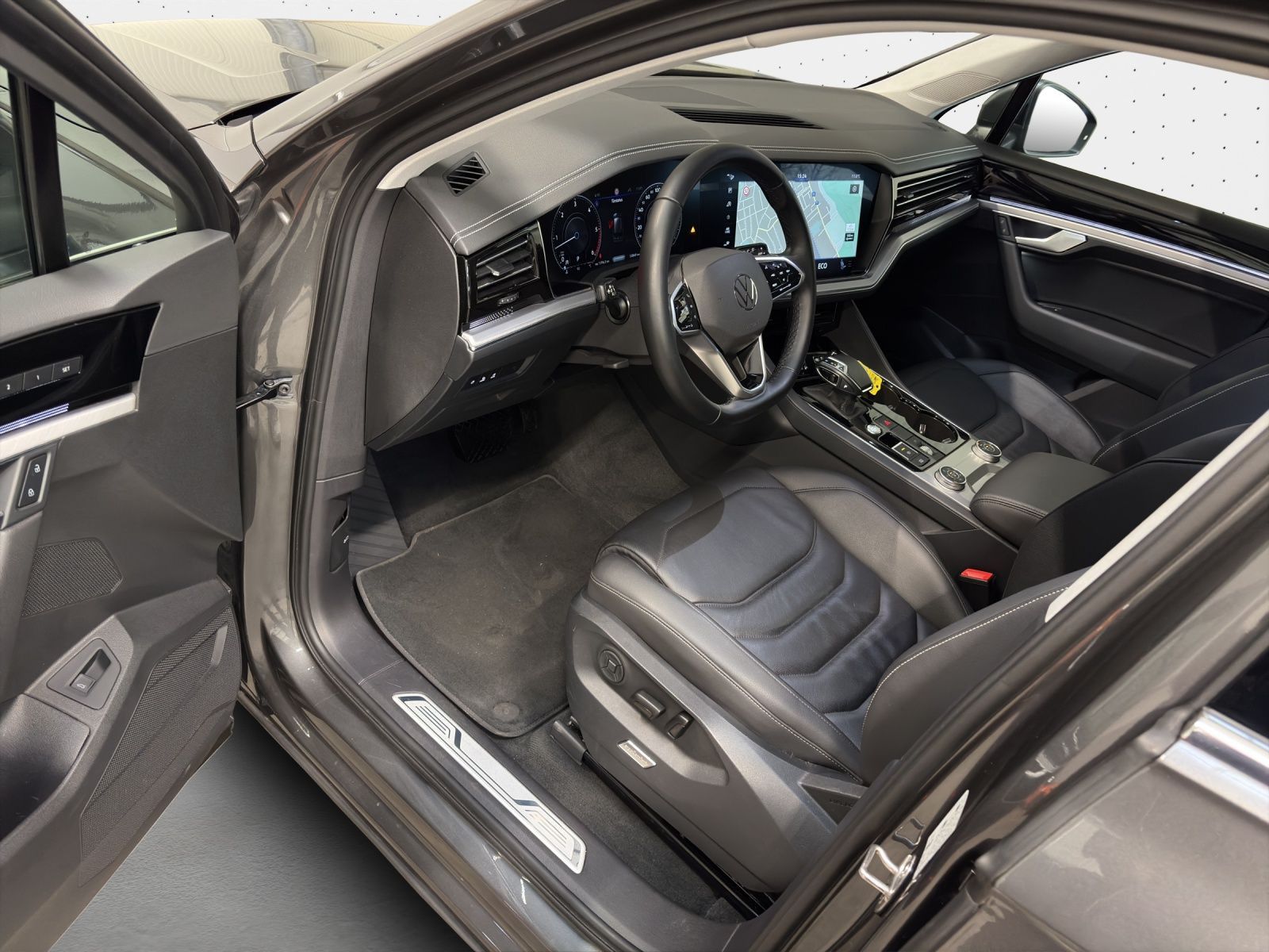 Volkswagen Touareg - Bild 17