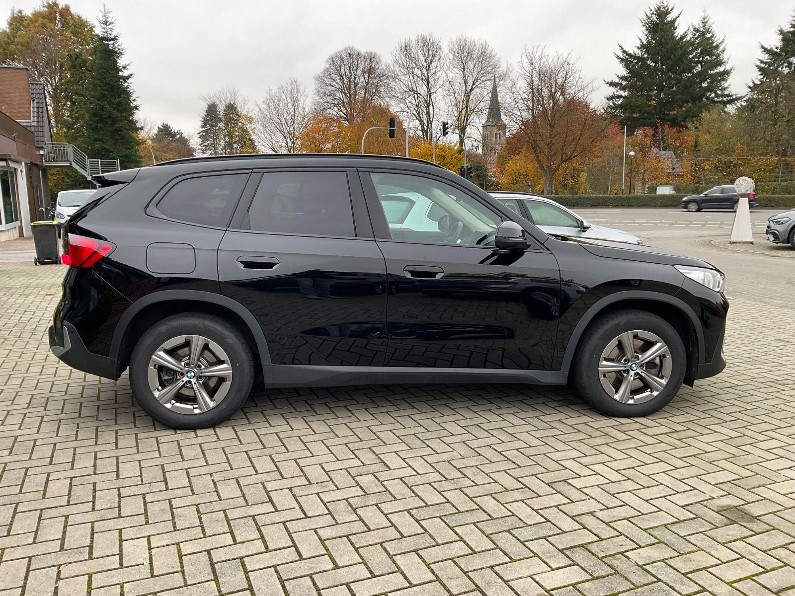 Fahrzeugabbildung BMW X1 xDrive23d Auto,Kamera,AHK,LED,KeylessGo
