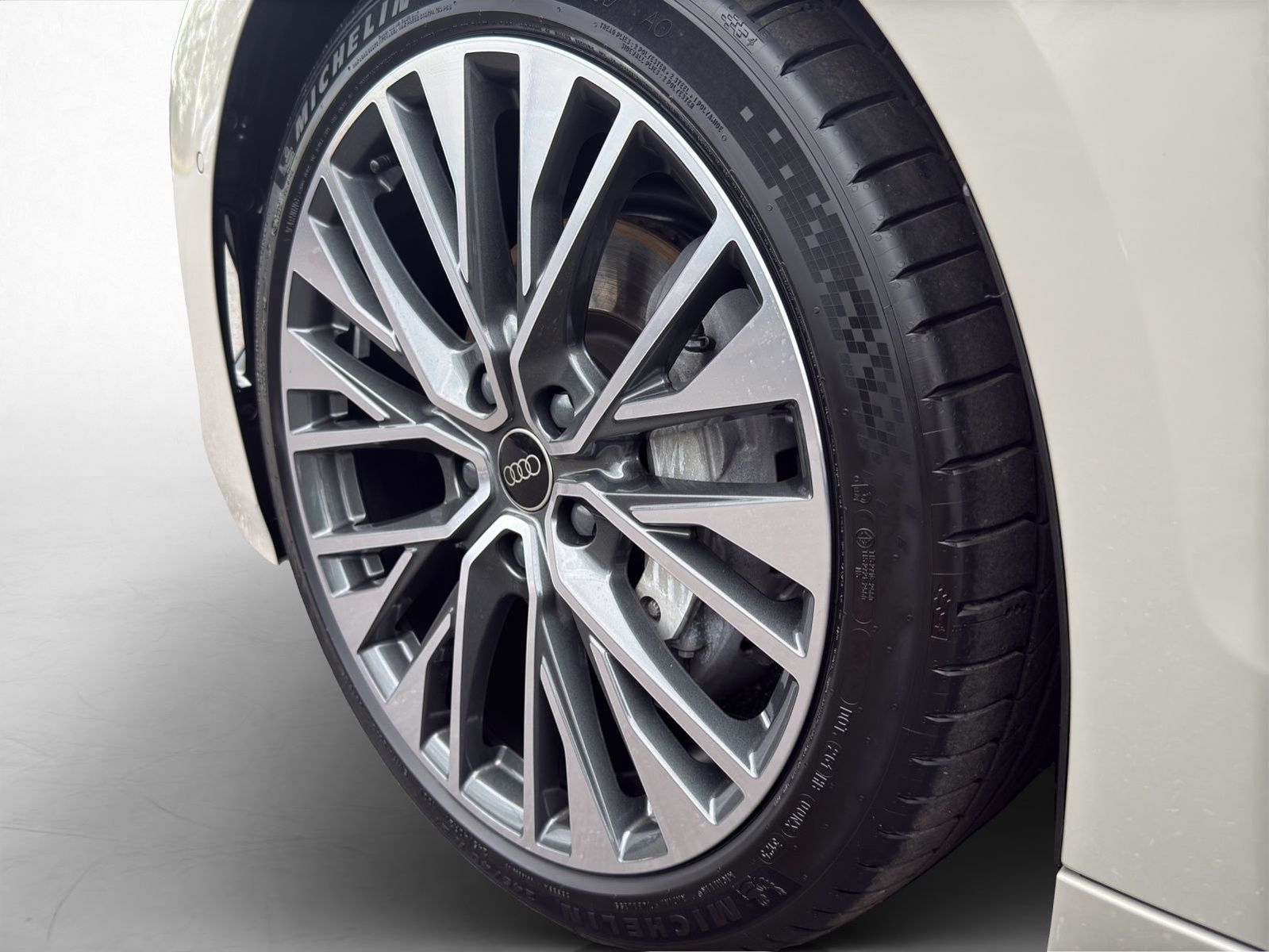 Audi A6 e-tron - Bild 14