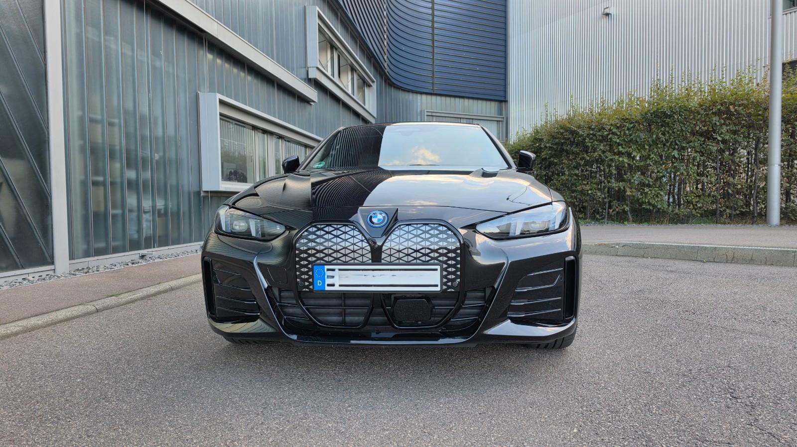 BMW i4 xDrive40 M Sport Pro Vollausst.Garantie 2030