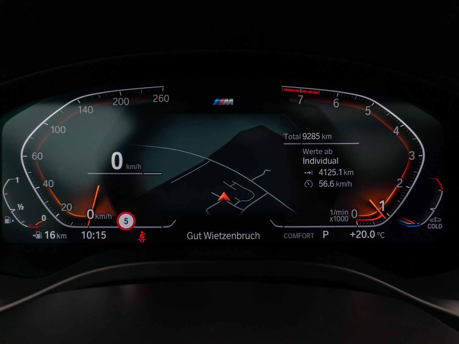 Fahrzeugabbildung BMW X4 xD20i M Sport Panorama Kamera Laser HUD HiFi