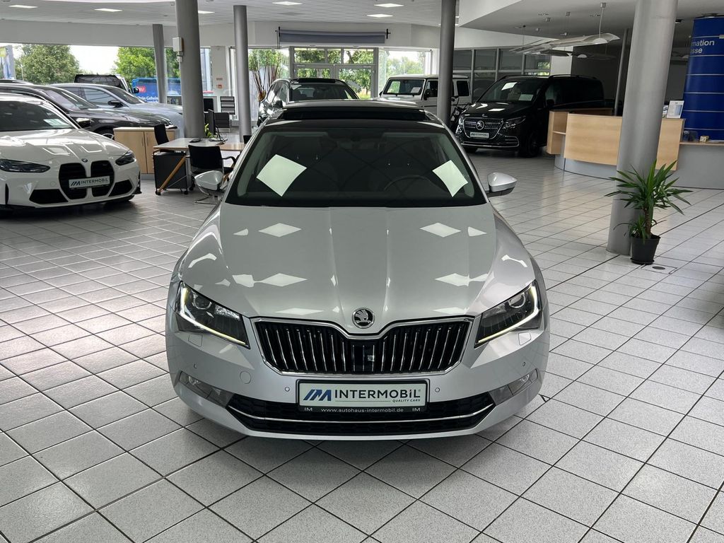 Skoda Superb 2.0 TDI Style Pano*Memory*KAM*NAV*CarPlay